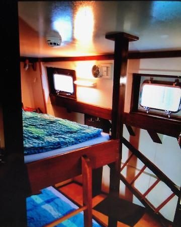 Schiff Ahoy, Hotelschiff, Hausboot, Boot, Passagierschiff Stuttgart Exterior foto